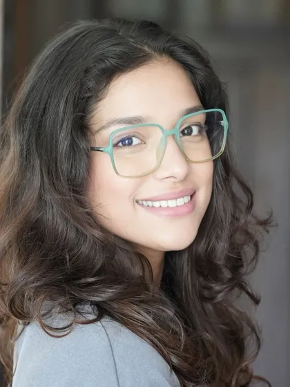A warm welcome from our founder, Samiksha Shetty. Her passion is to guide aspiring and current teachers in discovering their own unique path and teaching style, drawing from her deep knowledge of yoga and anatomy.