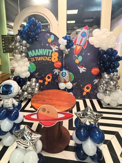 Balloon & Birthday Party Decorator - Birthday Party Decoration Fantasy & Adventure Themes photo 19