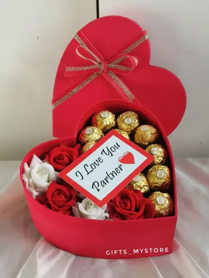 Another angle of the romantic heart-shaped gift box, perfect for long-distance relationships.