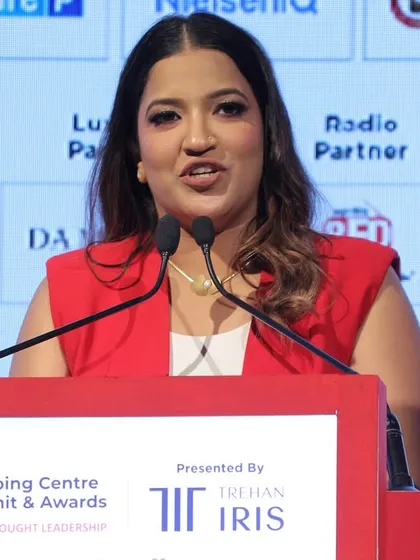 A close-up of me speaking at the MAPIC summit, with partner logos like Red FM and CRC visible in the background.