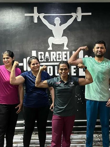 More members of our morning batch, flexing after another great session. The consistency they show is the key to their success.