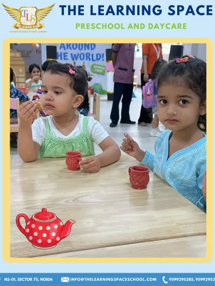 Time for a British-style tea party. Our little explorers enjoyed sipping pretend tea and nibbling on biscuits, learning about cultural traditions through imaginative role-play.