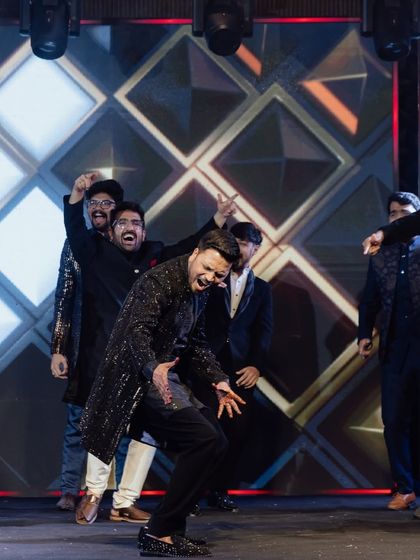 Shadi On Beat - Wedding Choreography Groomsmen Swag & Solos photo 3