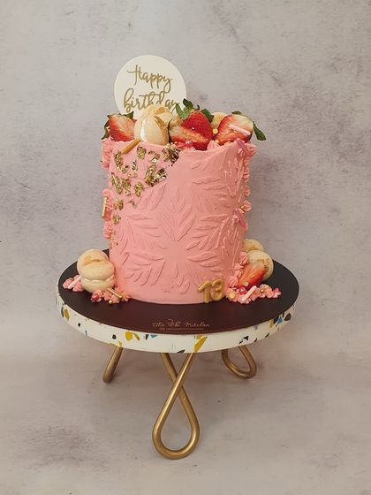 Kopal Bhargava - Custom Designer Cakes Modern Buttercream Designs photo 11