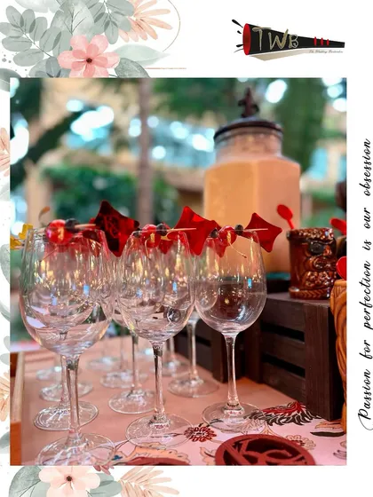 Personalized glass markers that not only look great but also help guests keep track of their drinks. It's these thoughtful details that make a difference.