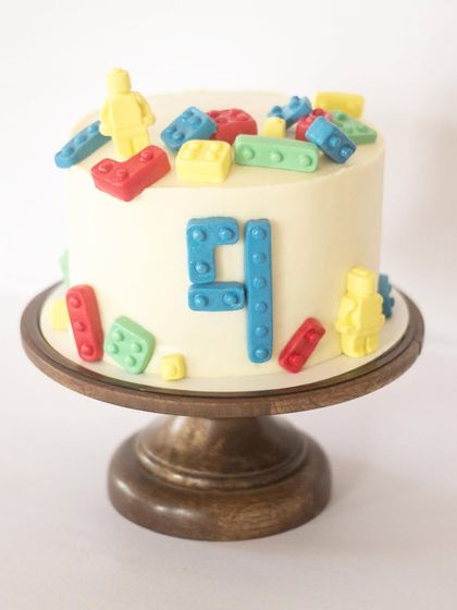 Faraway Feast - Custom Celebration Cakes Fun & Fantasy: Cakes for Kids photo 22