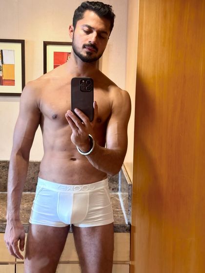 Wake up, work out, level up. This is the simple mantra. The physique is just the byproduct of the discipline you build each and every day.