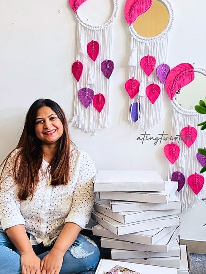 So happy to have completed this large custom order of leaf mirrors! Each one was carefully packaged and sent out as a unique party favor. It brings me so much joy to be a part of my clients' special celebrations.