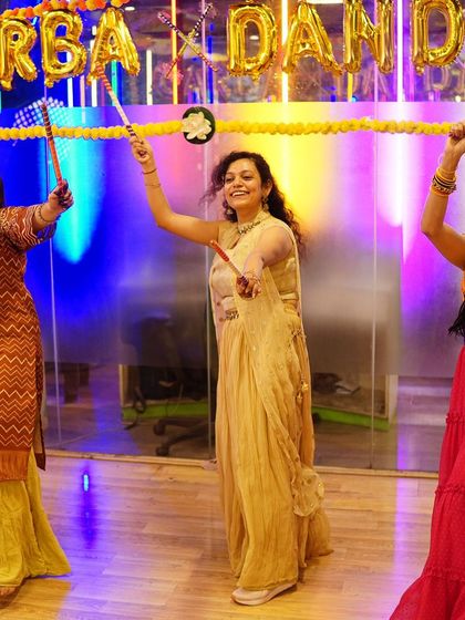 Rami's Dance - Dance Workshops Garba & Dandiya Workshops photo 4