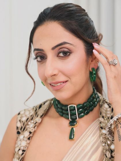 Elegant Updos & Ponytails photo 4