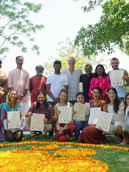Congratulations to our 300-hour Advanced Yoga Teacher Training graduates! Holding their certificates with pride, they celebrate the culmination of a month of hard work, deep learning, and profound personal growth.