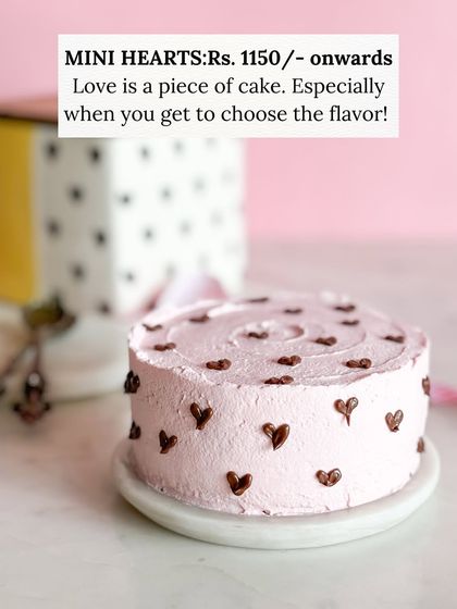 Romantic & Heart-Shaped Cakes photo 7