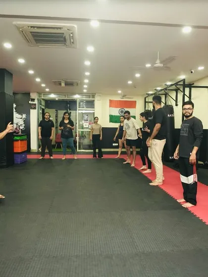 A look at our evening batch getting instructions from our founder, Lipika Uniyal. We offer classes at various times to fit your schedule.