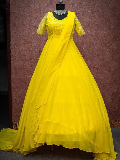 Designer Trends - Bespoke Styling & Alterations for Rentals Statement Lehengas & Gowns photo 7