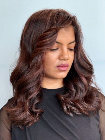 Sleek Bobs & Layered Cuts photo 6