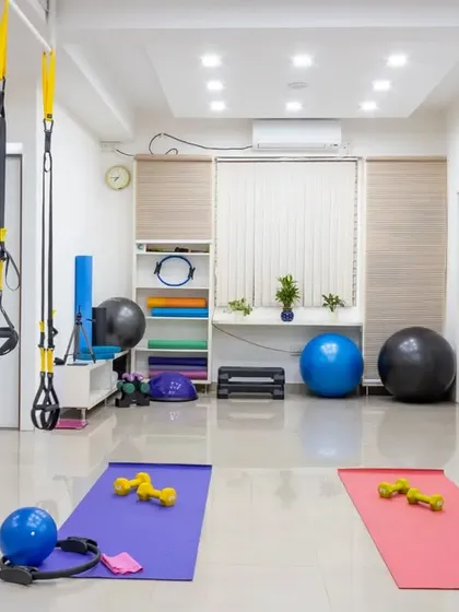 Welcome to my Body & Mind Physio & Pilates Studio. I have designed this space to be clean, calming, and fully equipped with specialized tools like Pilates reformers, stability balls, and TRX suspension trainers to support your unique rehabilitation and fitness goals.