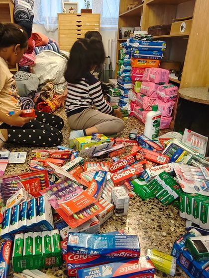 The Earth School - Nature & Community Engagement Programs Community in Action: Giving Back & Celebrating Together photo 15