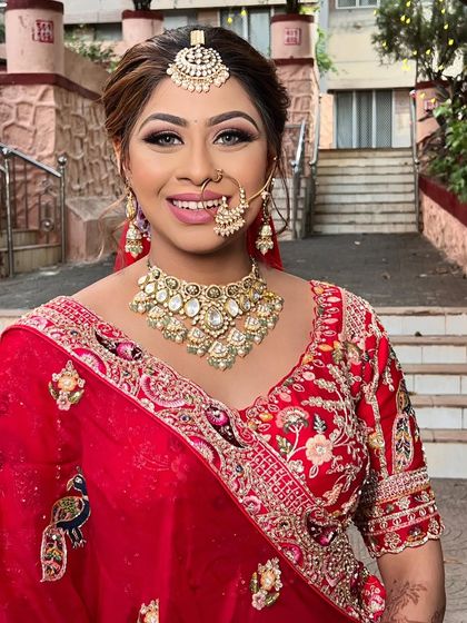 Classic Red & Pink Bridal Looks photo 3