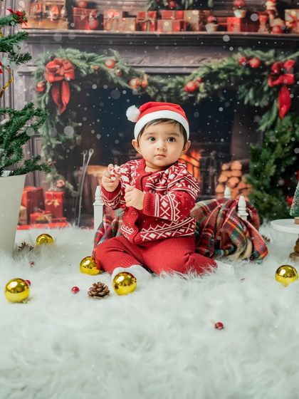Holiday Sessions & Family Portraits photo 11