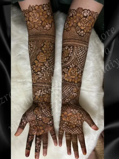 Azra Mehendi - Mehendi Artistry Full Bridal Mehendi photo 50