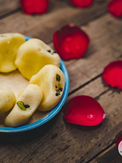 Celebrate Krishna Janmashtami with our special Mathura Peda. This classic sweet, made from khoya, is a traditional offering to Lord Krishna.