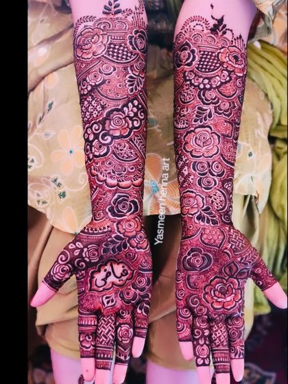 A showcase of the beautiful, dark red stain that my organic henna produces. This is the color every bride dreams of.