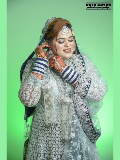 Radiant Brides: Portraits of Grace photo 18