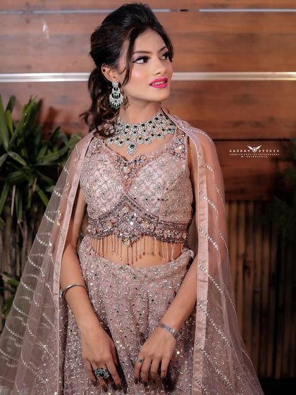 Contemporary & Pastel Bridal Looks photo 42