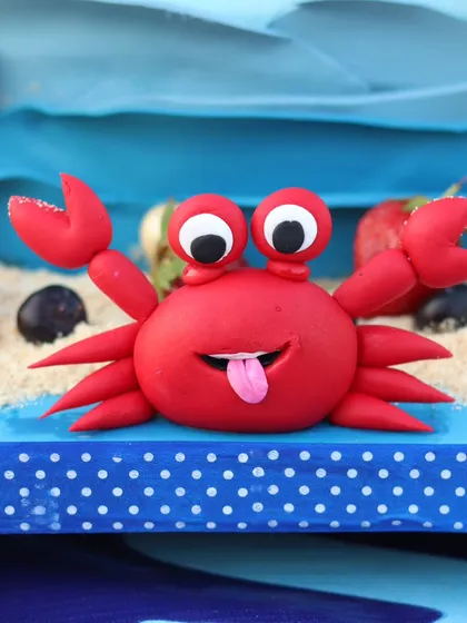 Another shot of the playful crab from the Little Mermaid cake.