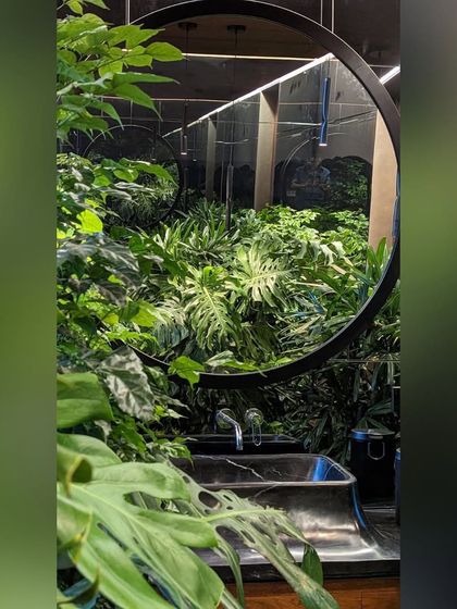 Courtyards & Intimate Gardens photo 29