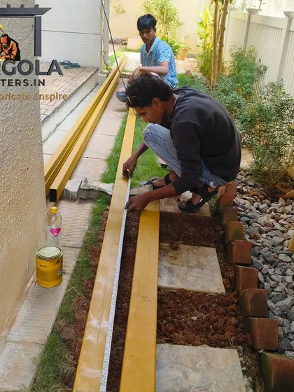 Our team measures and marks metal beams on-site, preparing them for cutting and assembly. This precision work is fundamental to ensuring that every component of the final structure fits perfectly.