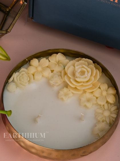 Statement Centerpieces: Urli & Bowl Candles photo 9