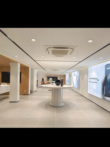 This is a completed retail showroom we delivered for a major electronics brand. Our commercial designs focus on creating a clean, immersive brand experience that is both visually striking and highly functional for customer interaction.