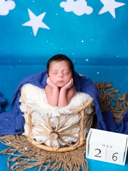 Newborn Portraits: The First Few Weeks photo 22