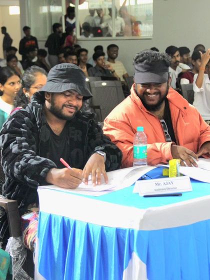 Luny - Dance Competition Judging At the Judge's Table photo 4