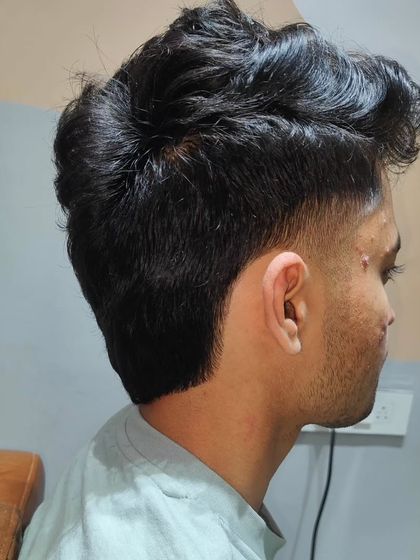 Sharp Haircuts for Men & Kids photo 56