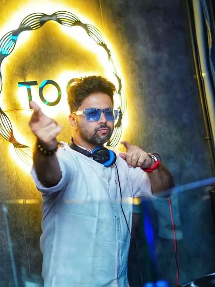 Coming at you hard this weekend. A shot of me pointing at the camera, letting you know I'm ready to bring the party to you.