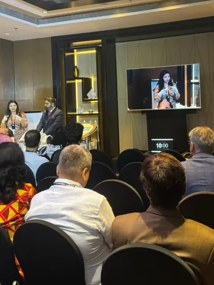 Here I am leading a workshop at the CDSI 2024 conference. I believe it is crucial to stay at the forefront of dermatology and share my expertise on advanced treatments like HIFU with my peers.