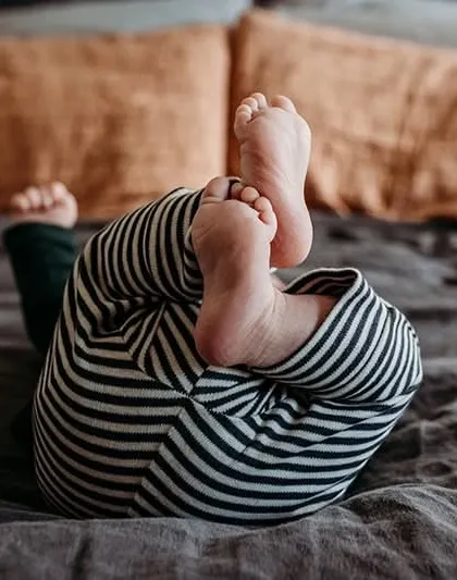 A playful shot focusing on a baby's tiny feet. We love capturing these unique detail shots that you will look back on for years to come.