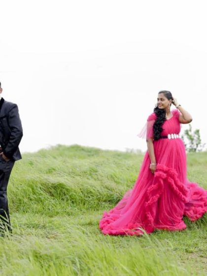 The Dress Bank - Pre-Wedding & Couple Photoshoot Outfit Rental Coordinated Couple Styles photo 33