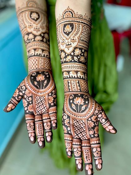 Mitali - Bridal Mehendi Full Bridal Mehendi (Hands) photo 31