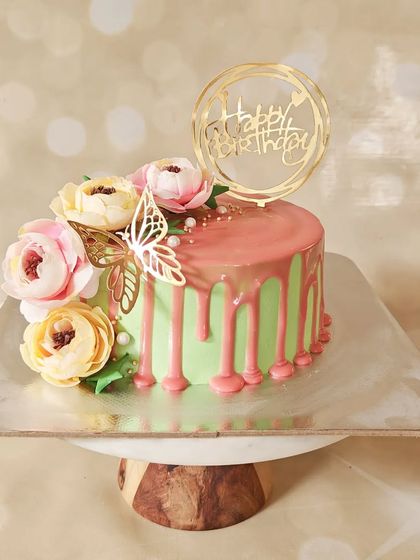 Preethi - Wedding & Celebration Cakes Elegant Buttercream & Floral Artistry photo 4