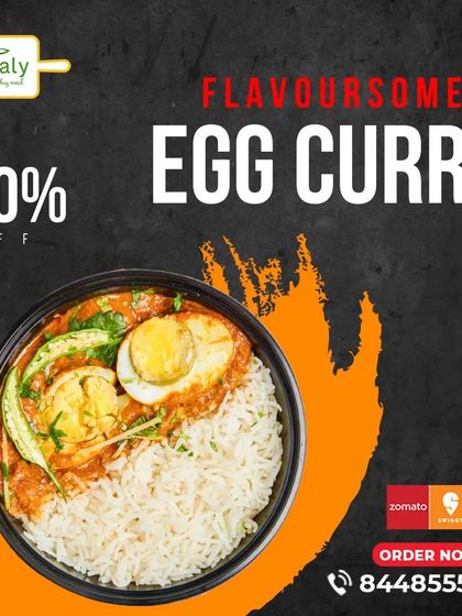 Make your meal more flavourful with our Egg Curry rice bowl. Boiled eggs are simmered in a homestyle onion and tomato gravy, creating a simple yet satisfying dish that is perfect for any day of the week.