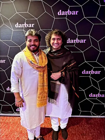 A blessed evening at the VIP reception by Darbar Festival, with the incredible Anoushka Shankar ji, Sukanya Shankar ji, and Pandit Praveen Godkhindi ji.