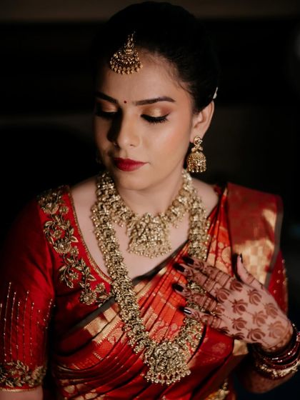 Classic South Indian Bridal Makeup photo 7