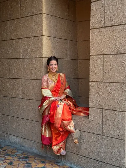 A love letter to all my Maharashtrian brides. This Navari look is minimal and graceful, crafted with the care and precision that truly honours your heritage.