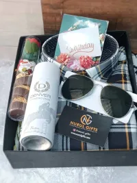 Personalized Gift Hampers for Men