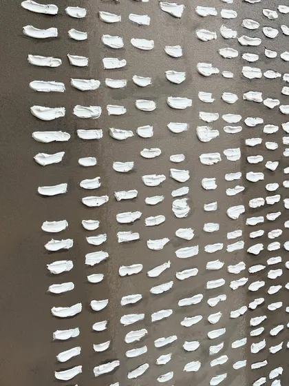 A close-up of the texture on the white dash painting.