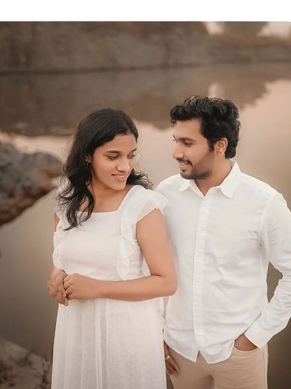 Bangalore Photographers - Pre-Wedding & Couple Photoshoots Earthy Elegance: Lakeside & Nature Shoots photo 12