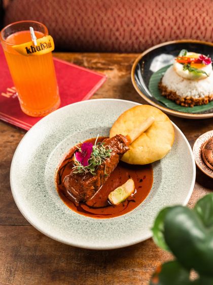 Let’s appreciate this Shalgam Gosht, a perfect combination of tender lamb and earthy turnips. Cooked with aromatic spices, it’s a progressive Indian dish that warms not just the stomach, but the heart.